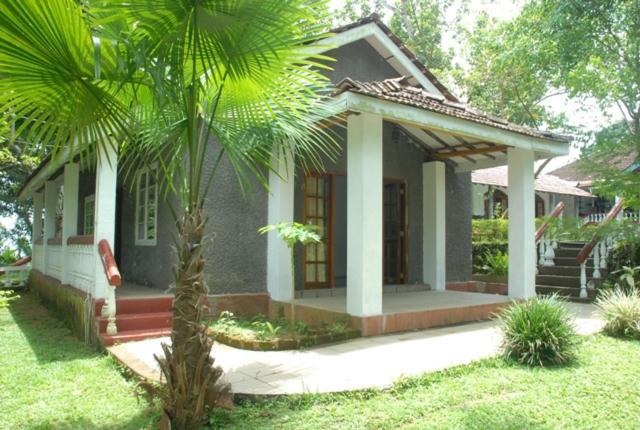 Panthiya Estate Bungalow Villa Matugama Exterior photo